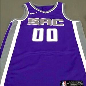 Sacramento kings Nike swingman jersey
